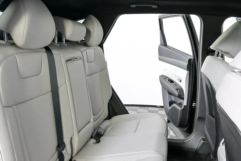 New 2026 Ash Black Hyundai Limited image 32