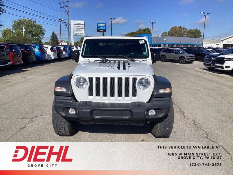 Used 2019 White Jeep Sport S image 1