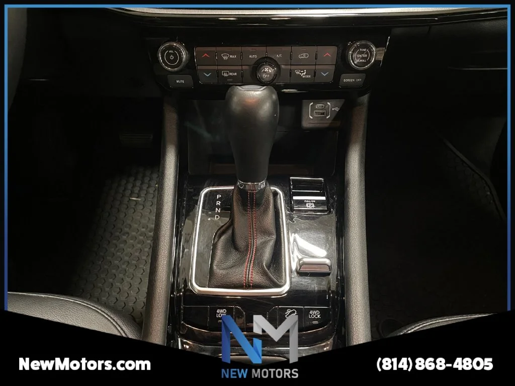Used 2024 Red Jeep Trailhawk image 11