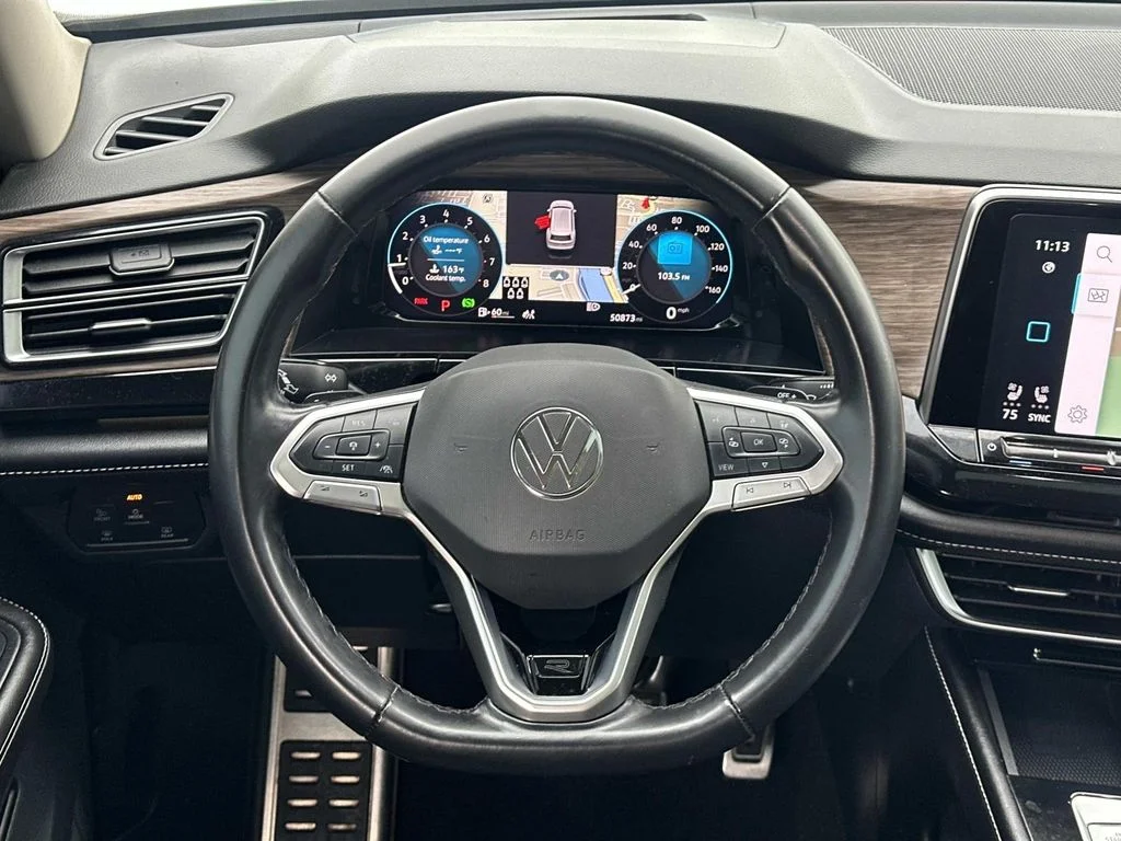 Used 2024  Volkswagen 2.0T SEL Premium R-Line image 21
