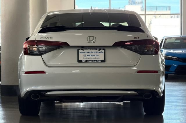 Certified Used 2025 Platinum White Pearl Honda  image 7
