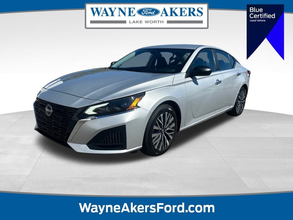 2024 Nissan Altima SV