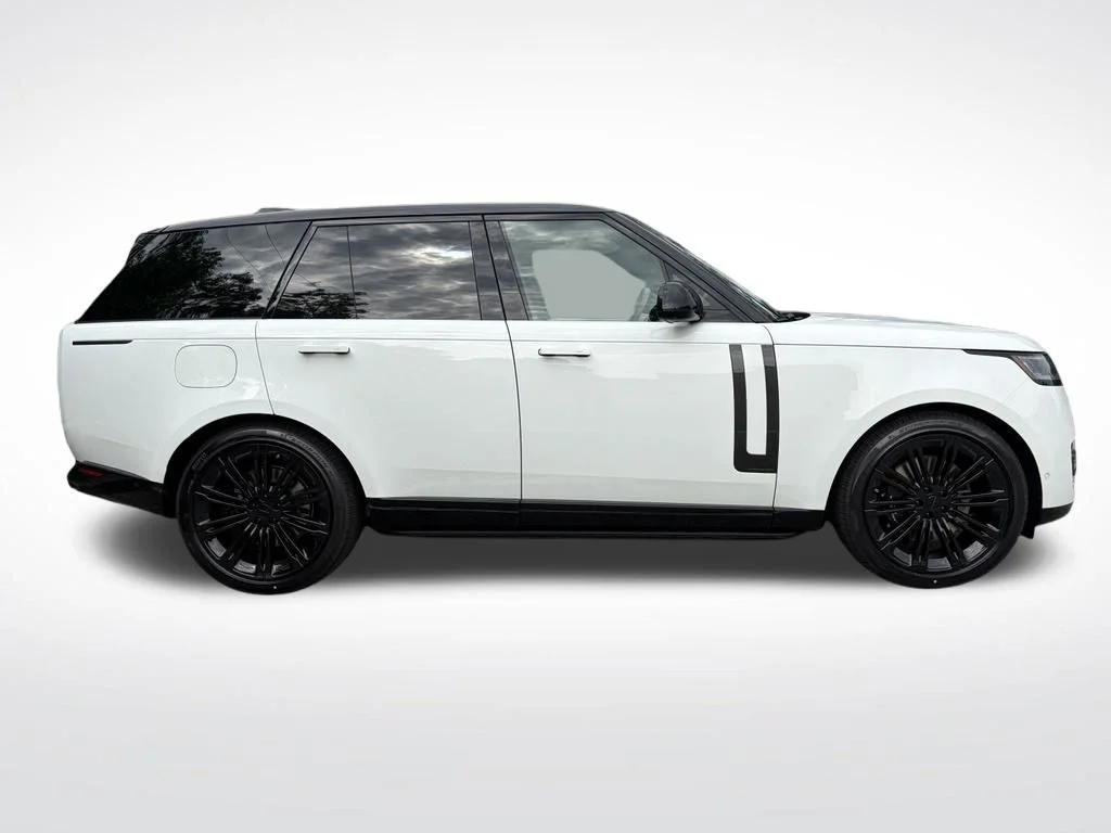 New 2026 White Land Rover Autobiography image 4