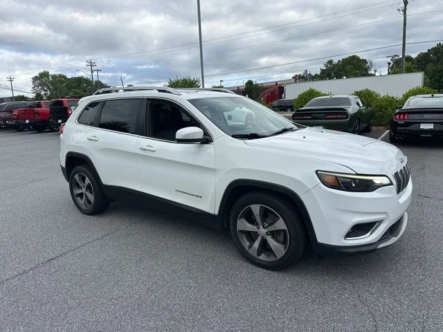 2019 Jeep Cherokee Limited's photo
