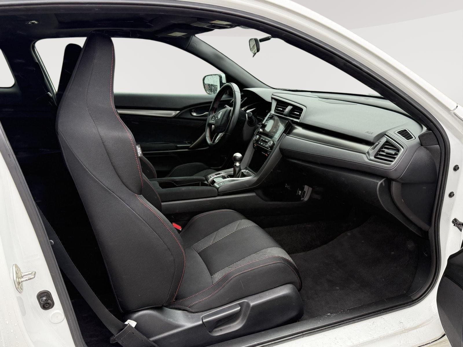 Used 2019 Platinum White Pearl Honda Si w/Summer Tires image 13