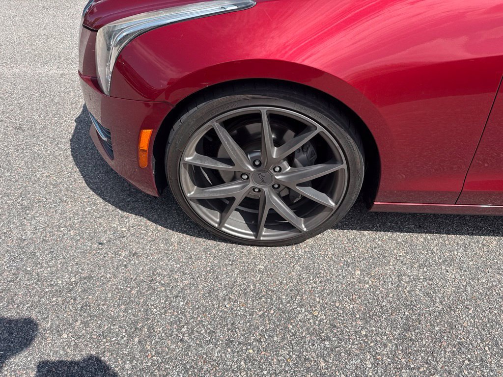 Used 2018 Red Cadillac 2.0L Turbo Luxury image 2