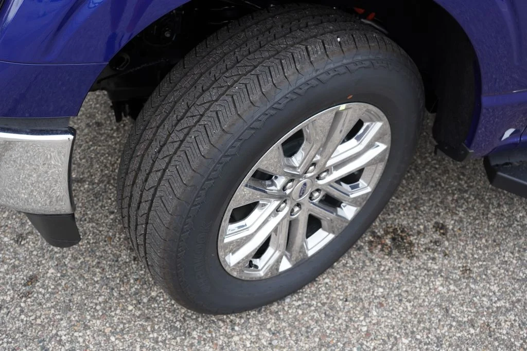 New 2026 Argon Blue Metallic Ford Lariat image 9