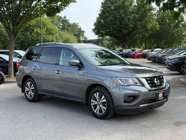 2019 Nissan Pathfinder S