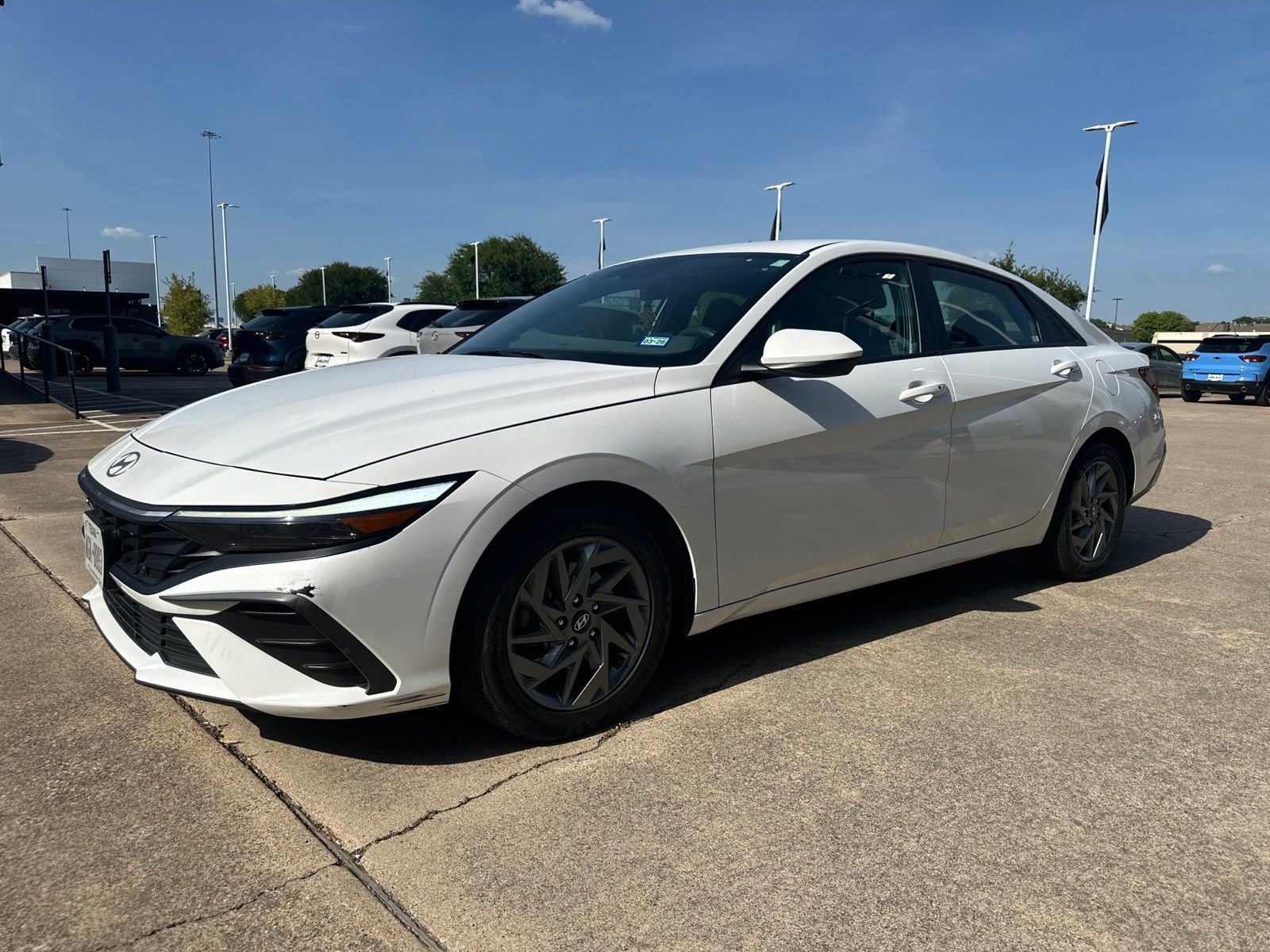 Used 2024 White Hyundai SEL image 3