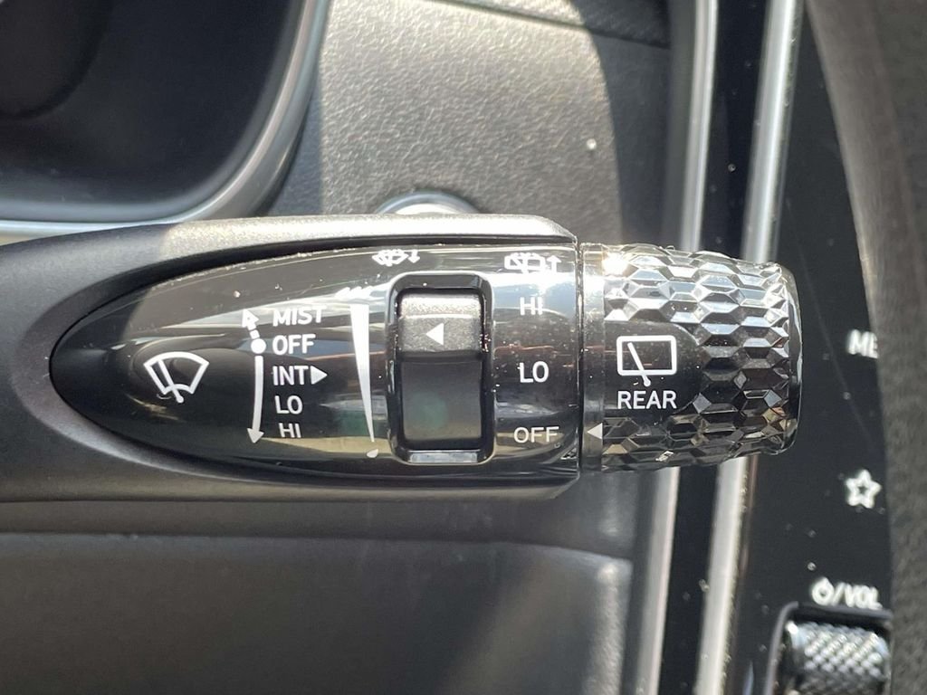 Used 2022 Gray Hyundai SEL image 23