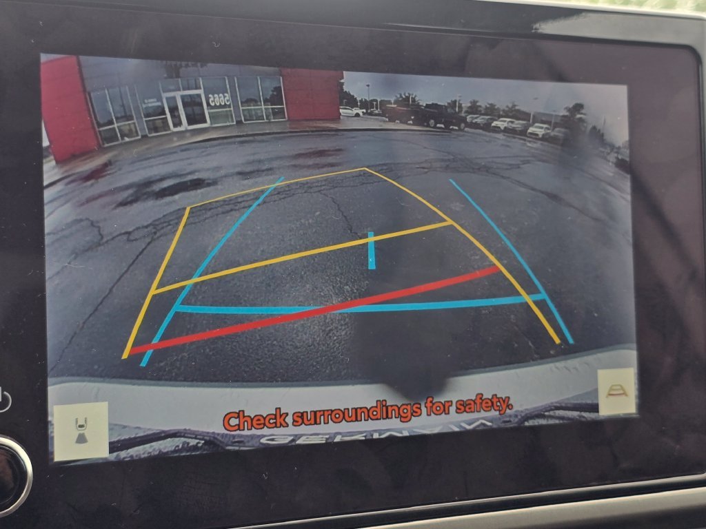 Used 2025 Silver Toyota LE image 5