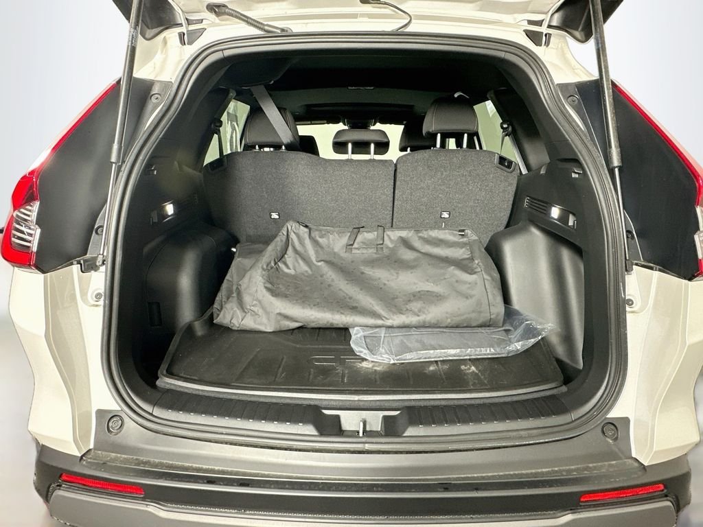 Used 2026 Platinum White Pearl Honda Sport image 26