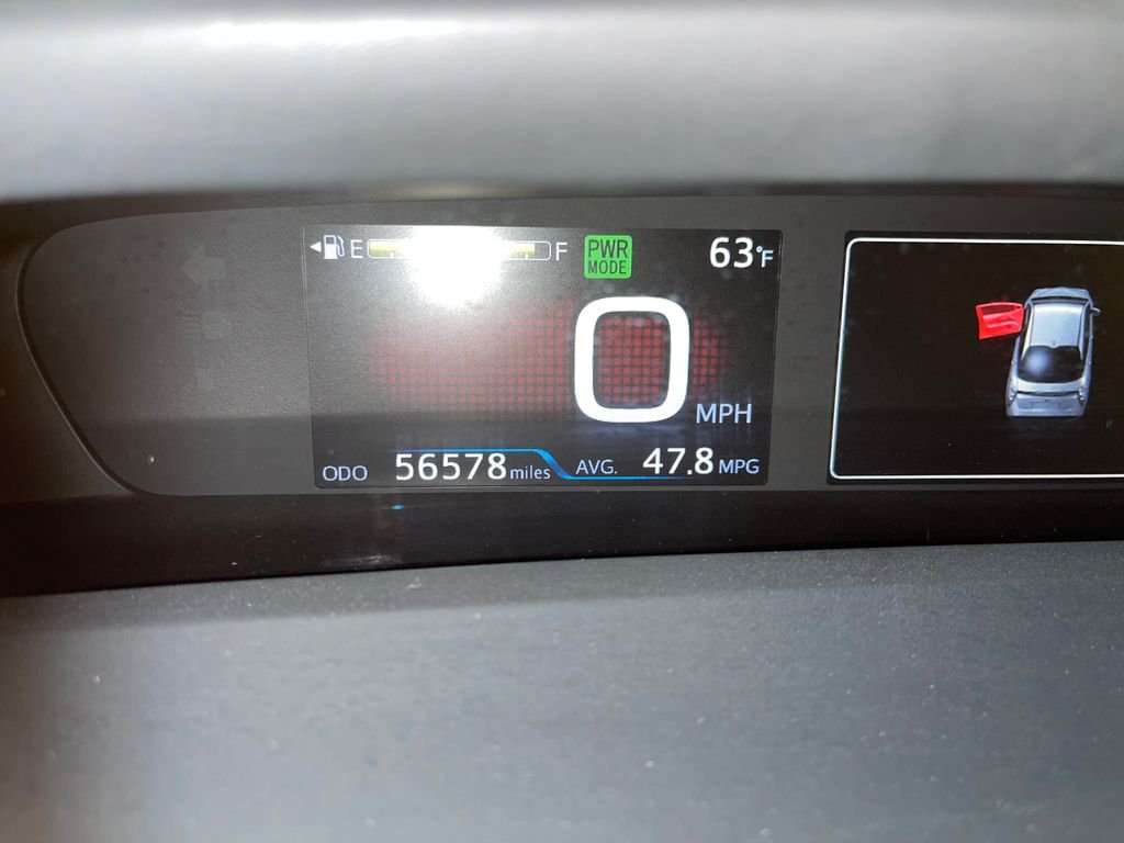 Certified Used 2017 Beige Toyota Three image 21