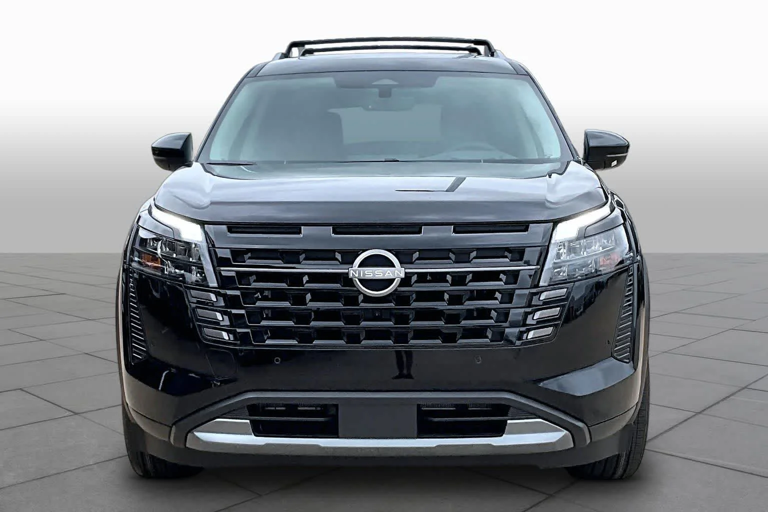 New 2026 Super Black Nissan Platinum image 3