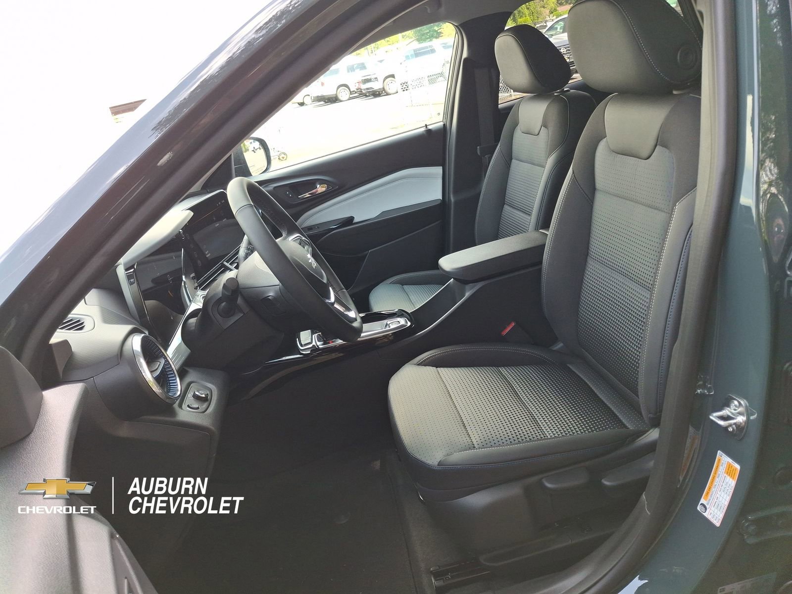 2026 Chevrolet Trax LT - Photo 15