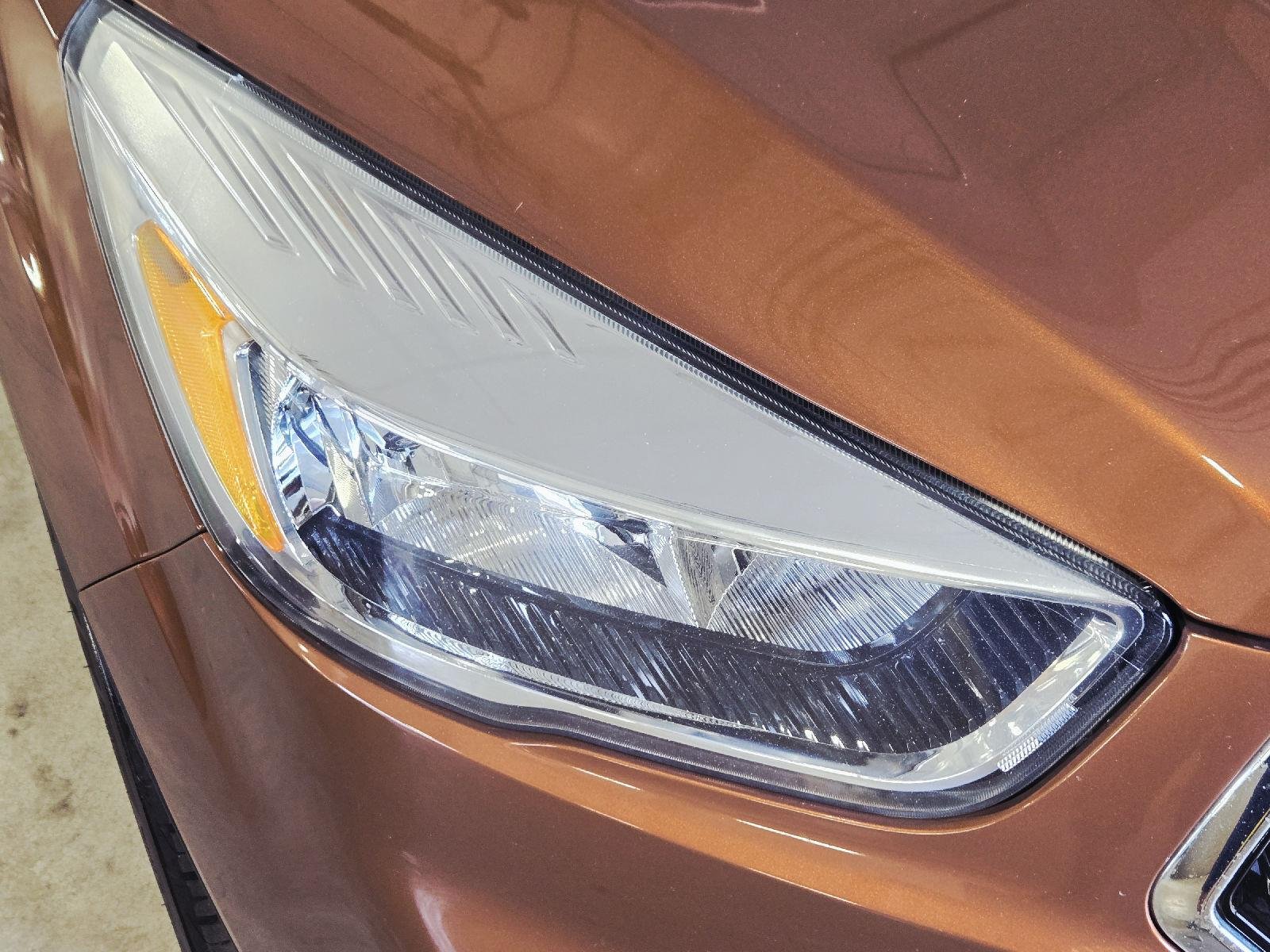Used 2017 Canyon Ridge Ford SE image 34