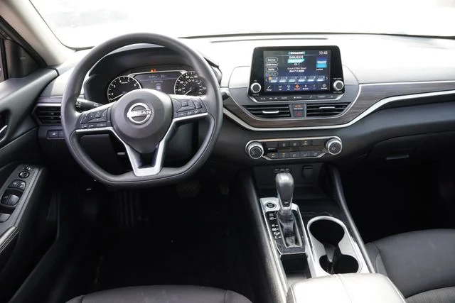 Certified Used 2024 Gray Nissan 2.5 SV image 17
