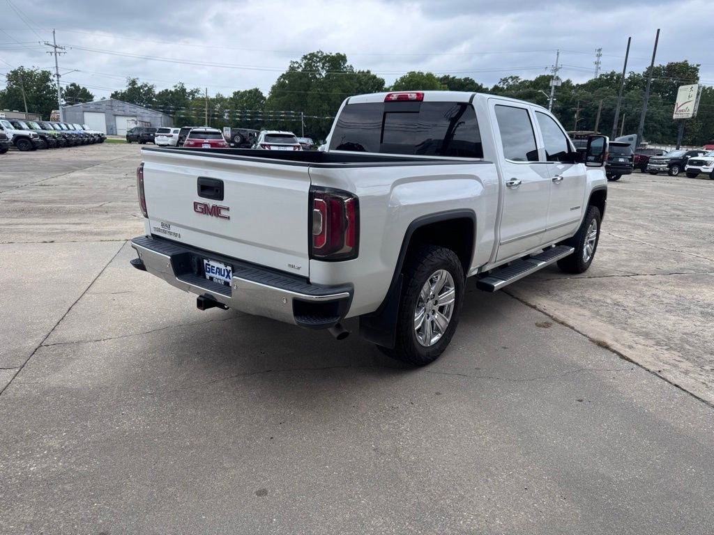 Used 2018 White GMC SLT image 6