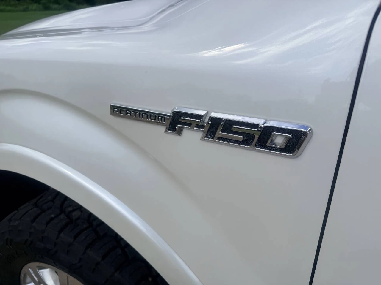Used 2014 White Ford Platinum 4x4 4dr SuperCrew Styleside 5.5 ft. SB image 11