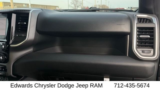 New 2026 Diamond Black Crystal Pearlcoat RAM Big Horn/Lone Star image 36