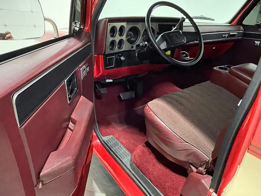 Used 1985  Chevrolet NA image 45