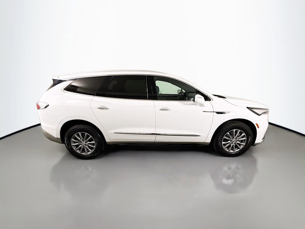 Used 2023 Summit White Buick Essence image 8