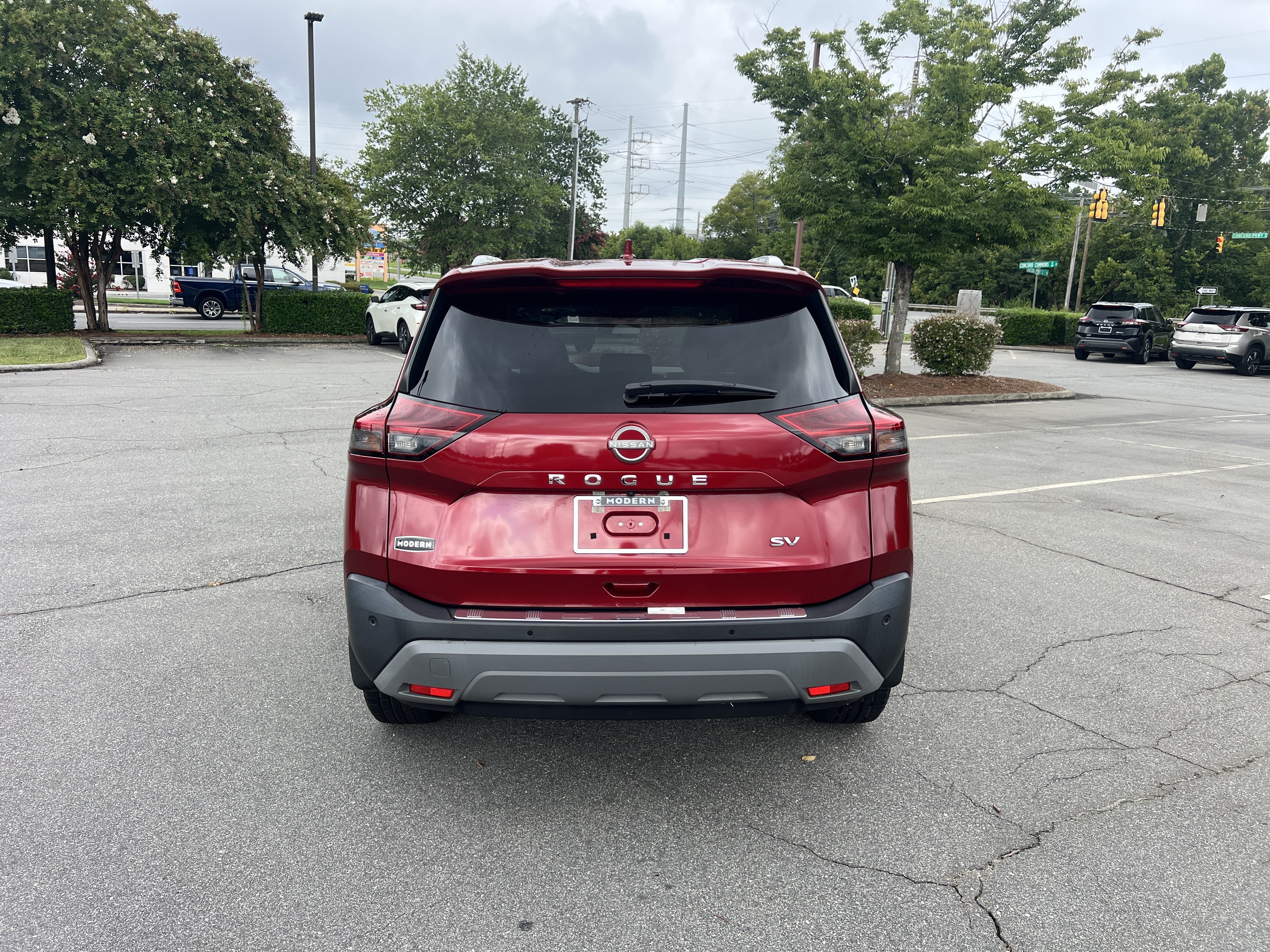 Certified Used 2023 Scarlet Ember Tintcoat Nissan SV image 6
