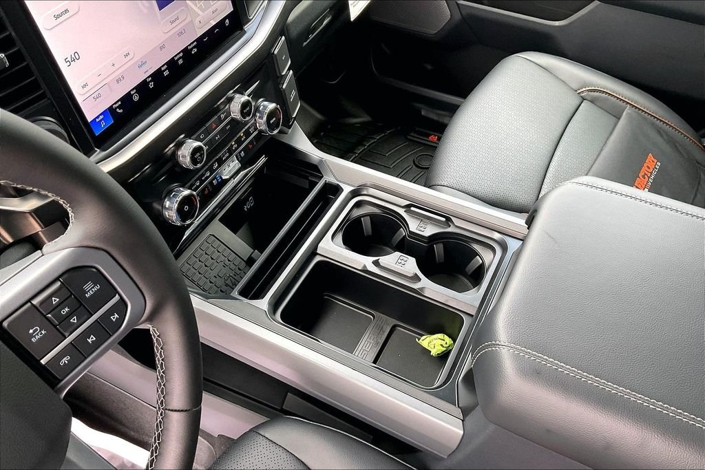 New 2026 Ford Super Duty F-250 Lariat 4D Crew Cab