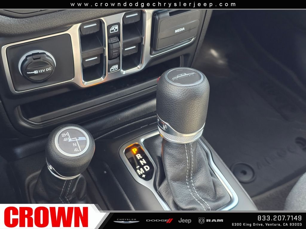 New 2026 Black Clearcoat Jeep Sport S image 17