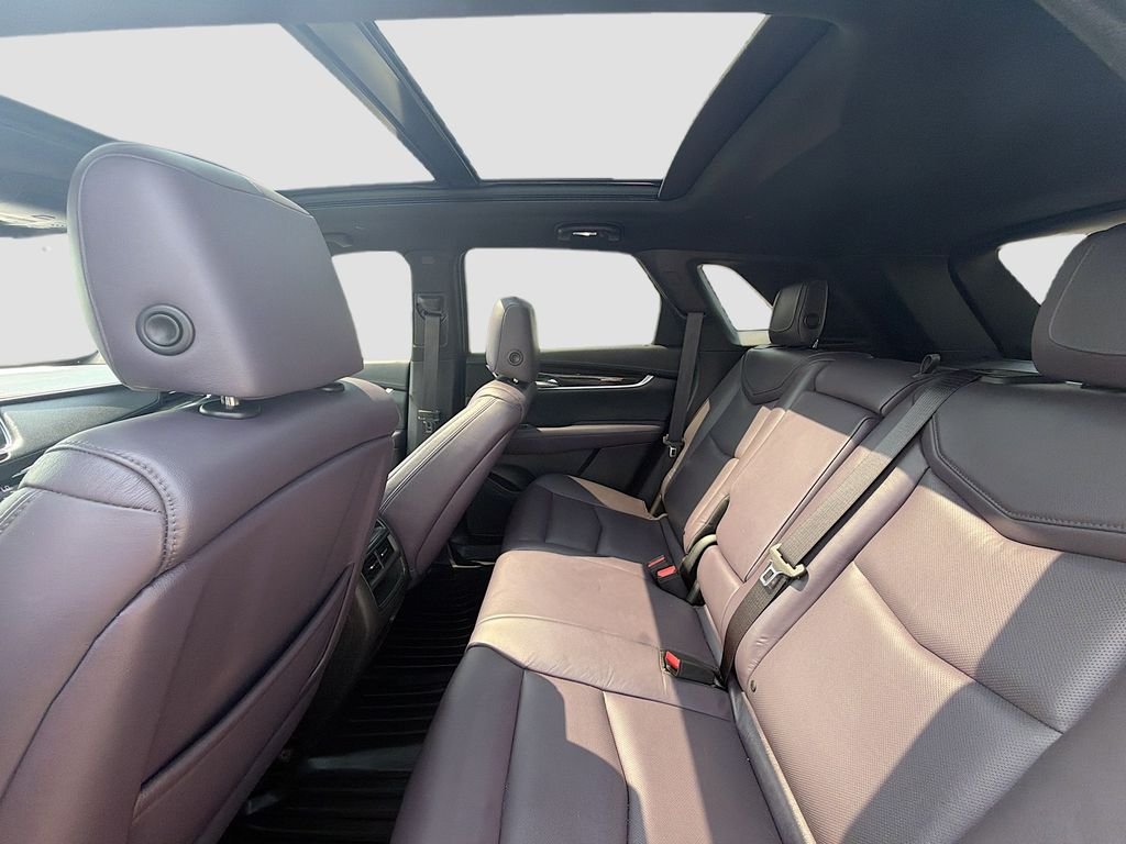Used 2017 Silver Cadillac Luxury image 26