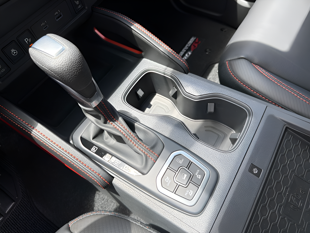 New 2026 White Nissan PRO-4X image 40