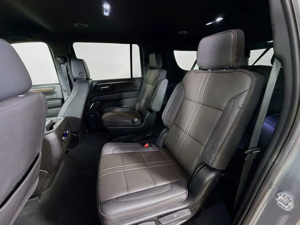 Used 2025 Sterling Gray Metallic Chevrolet High Country image 19
