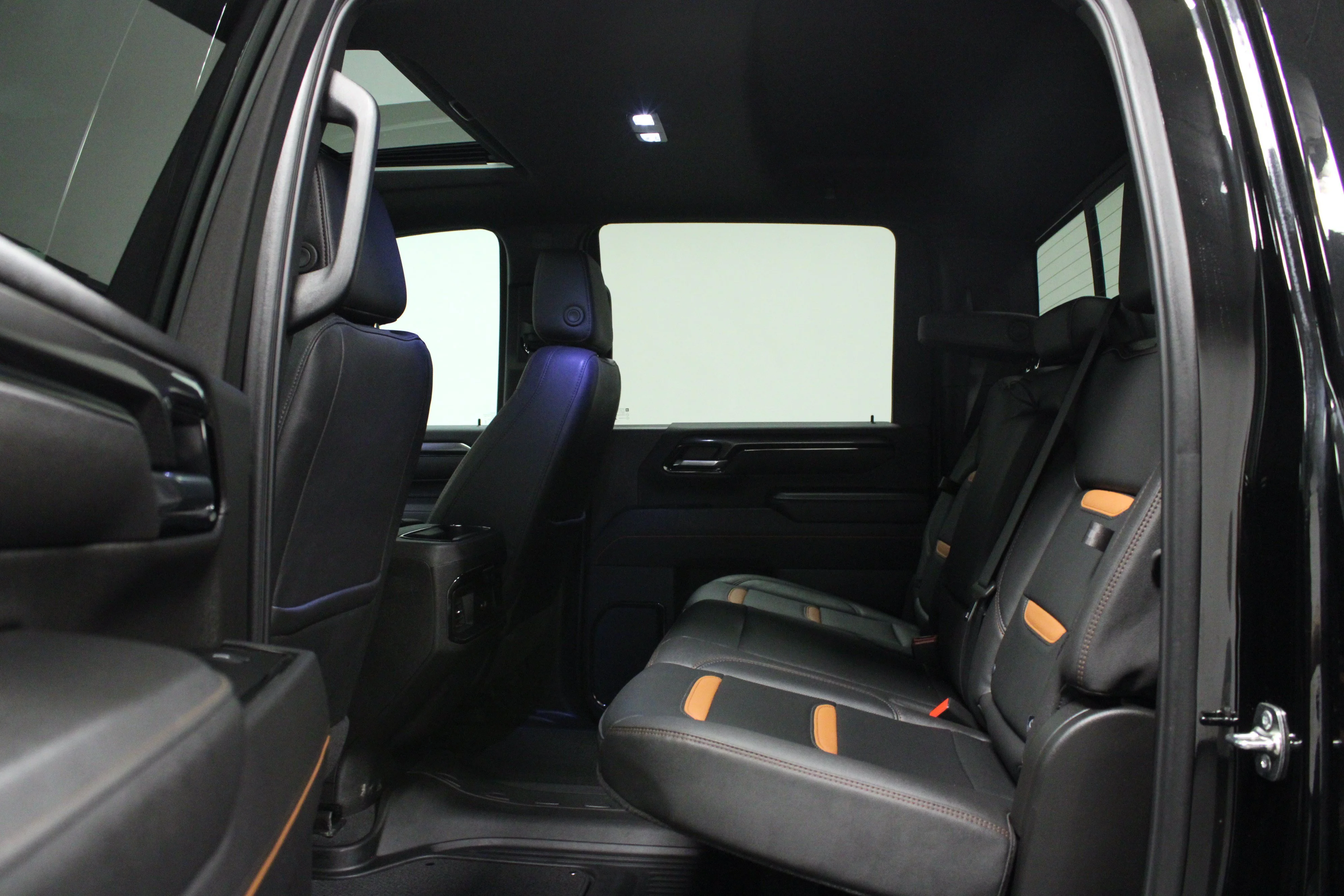 Used 2026 Onyx Black GMC AT4 image 13