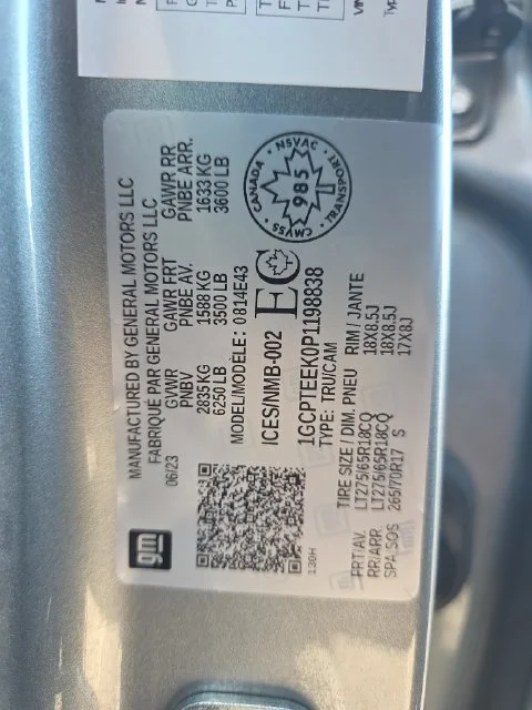 Used 2023 Gray Chevrolet 4WD Trail Boss image 34