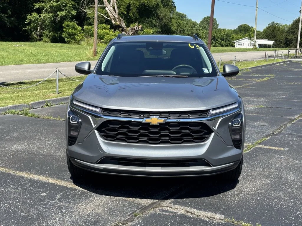 Used 2024 Sterling Gray Metallic Chevrolet LT image 5
