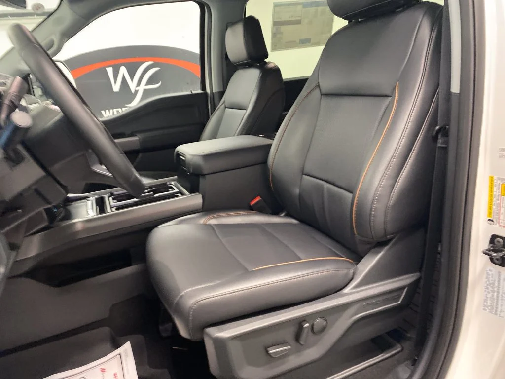 New 2026 Star White Metallic Tri-Coat Ford F-250® Lariat® image 17