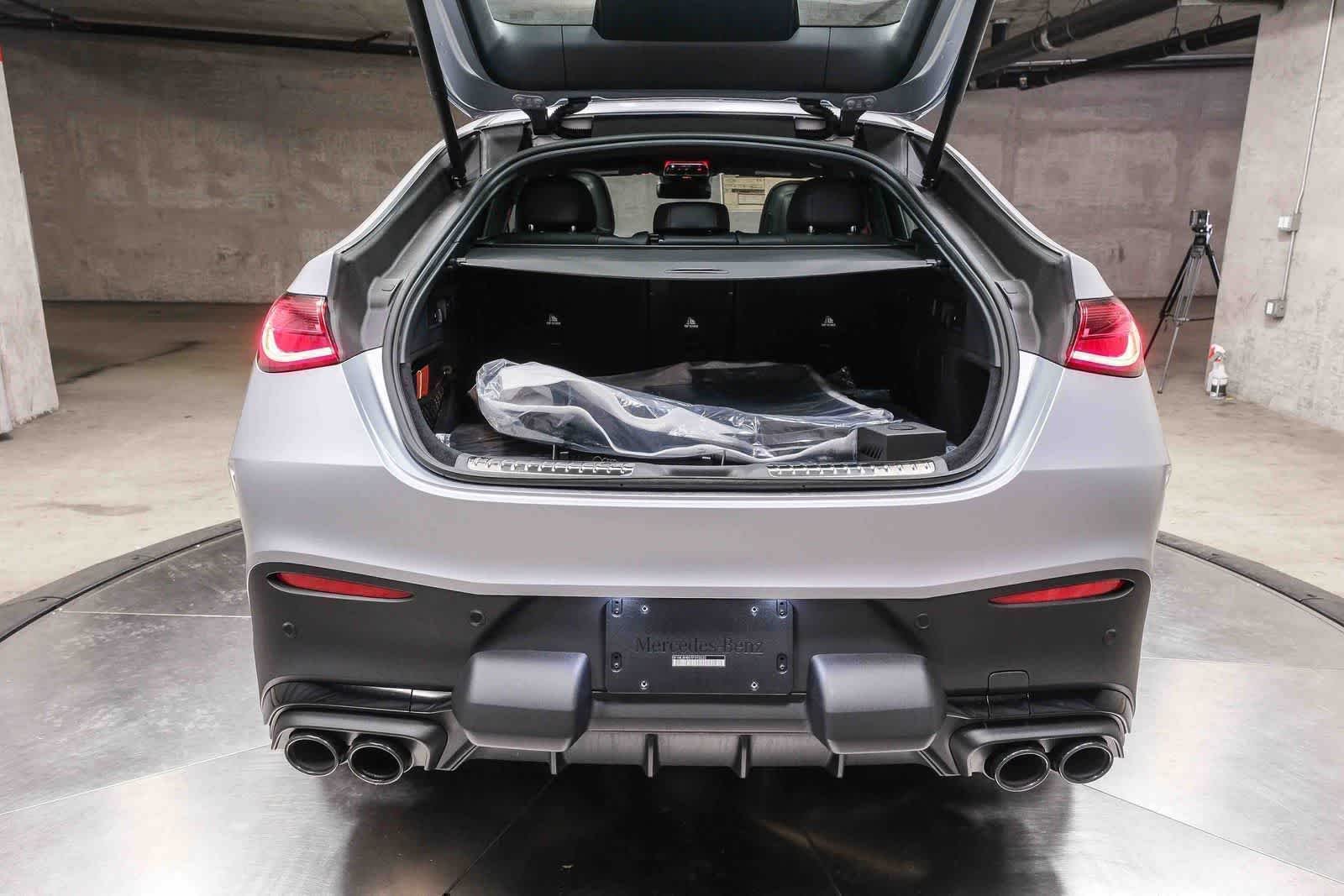 New 2026 MANUFAKTUR Cirrus Silver Magno Mercedes-Benz AMG® GLC 43 4MATIC Coupe image 72