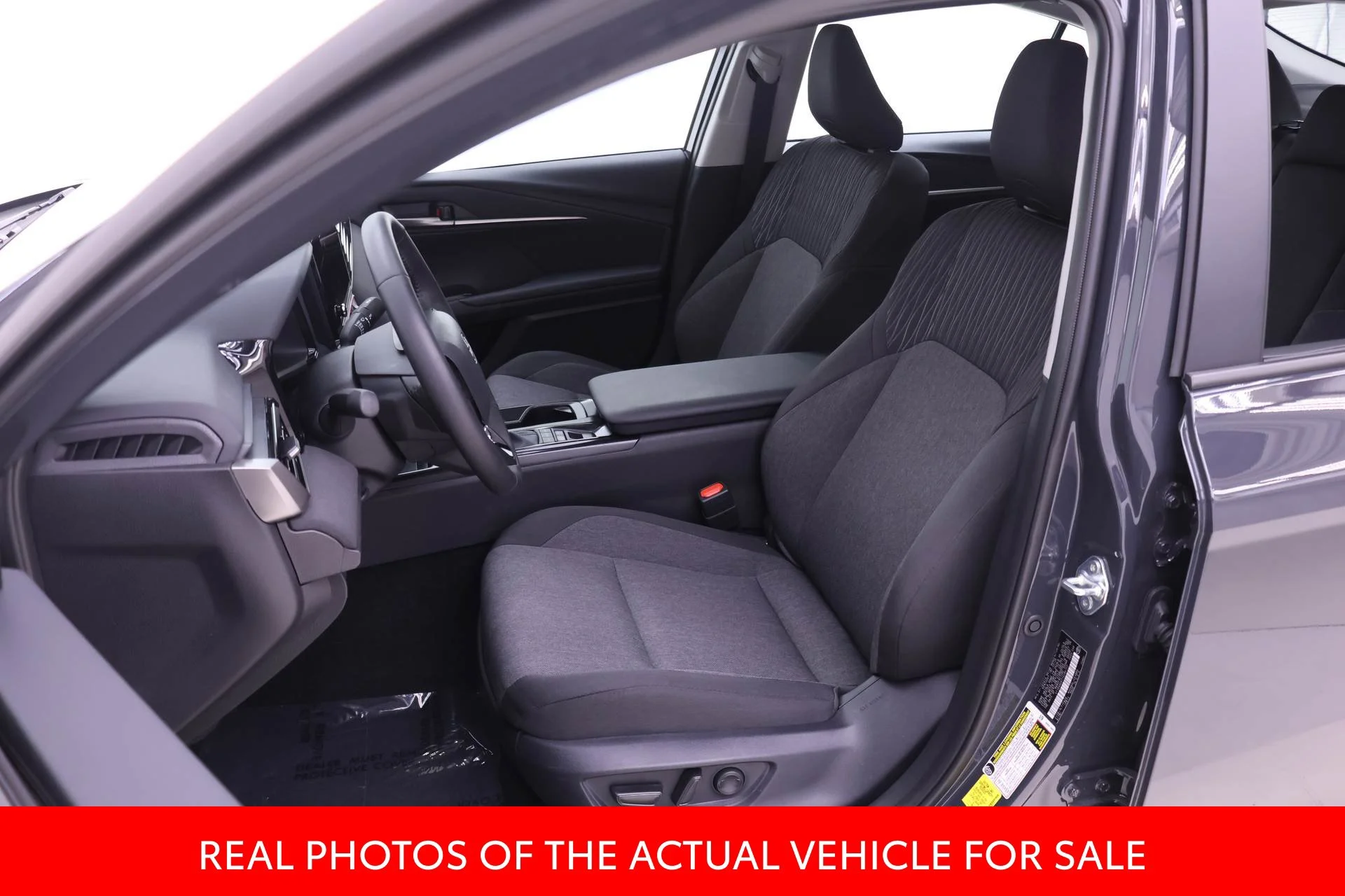 Used 2026  Toyota LE image 4