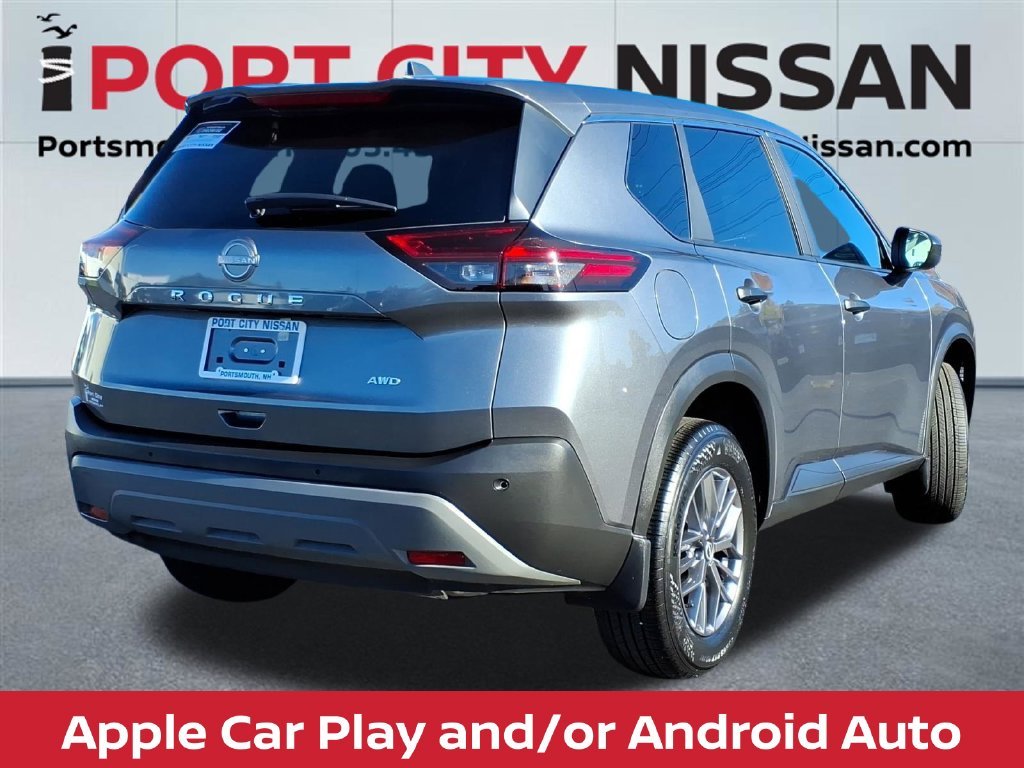 Used 2023 Gun Metallic Nissan S *only 4k miles!* image 4
