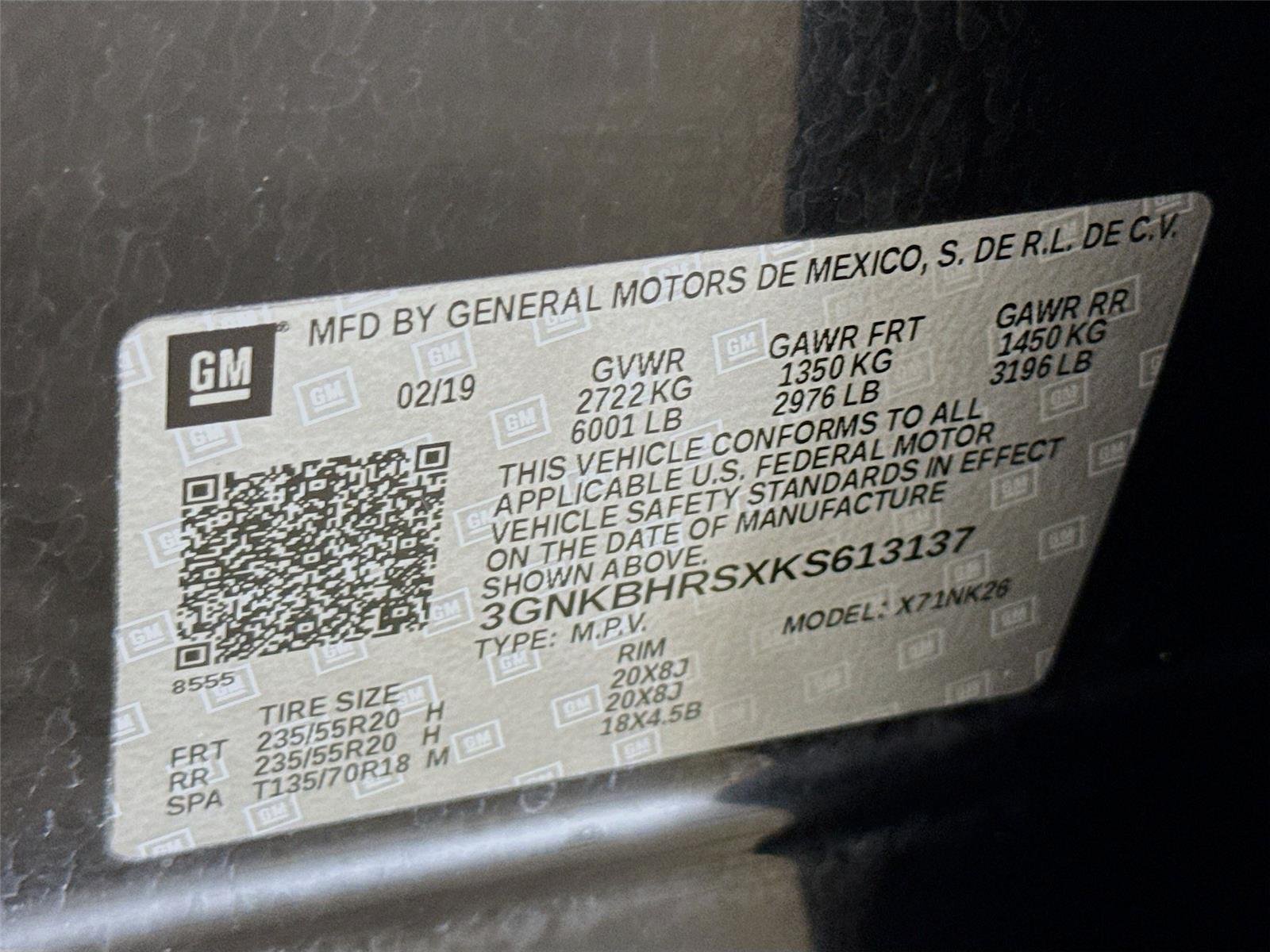 Used 2019 BLACK Chevrolet 4DR AWD LT image 35
