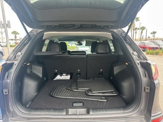 Used 2022 Gray Jeep Trailhawk image 39