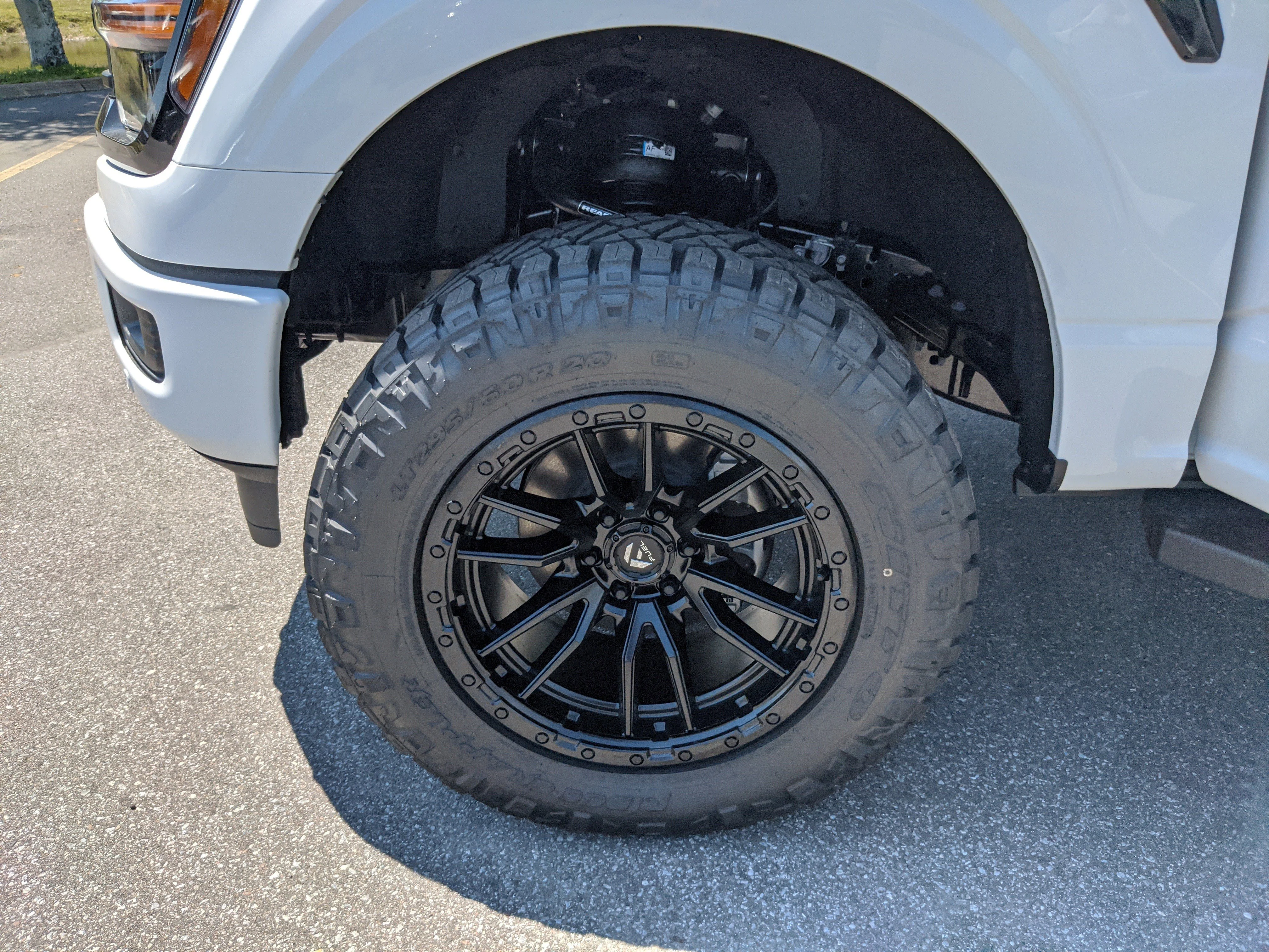 New 2026 Oxford White Ford XLT image 31