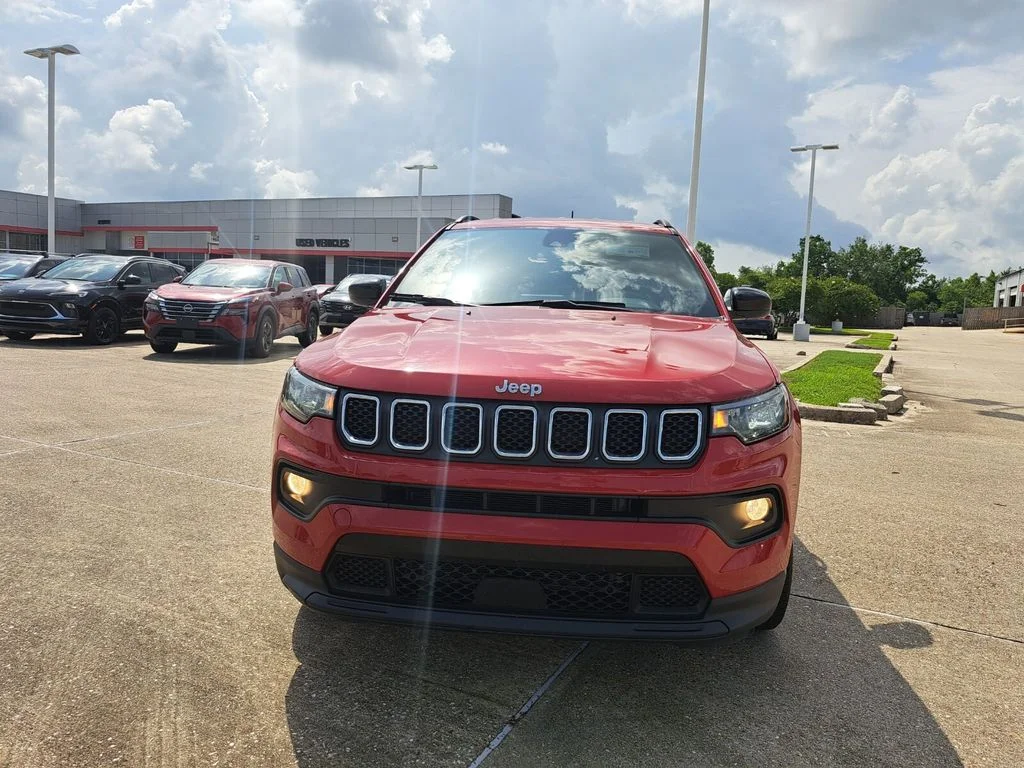 Used 2024 Jeep Compass Latitude with VIN 3C4NJDBNXRT599024 for sale in New Orleans, LA