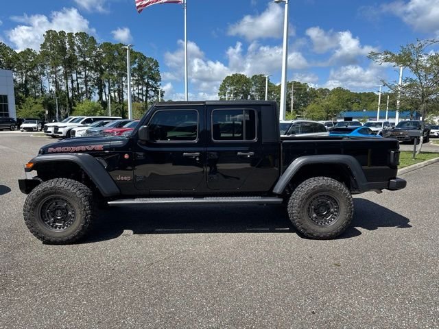 Used 2023 Black Clearcoat Jeep Mojave image 12