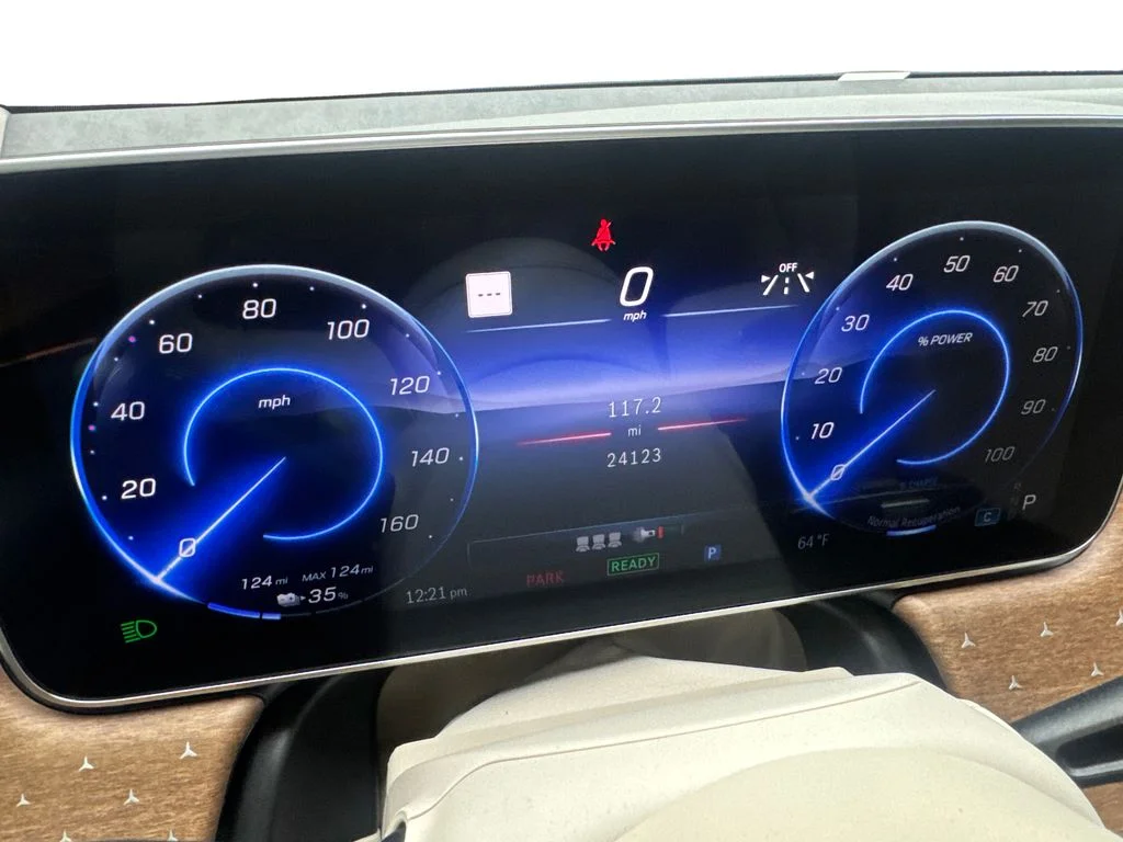 Used 2023 White Mercedes-Benz 450 image 57