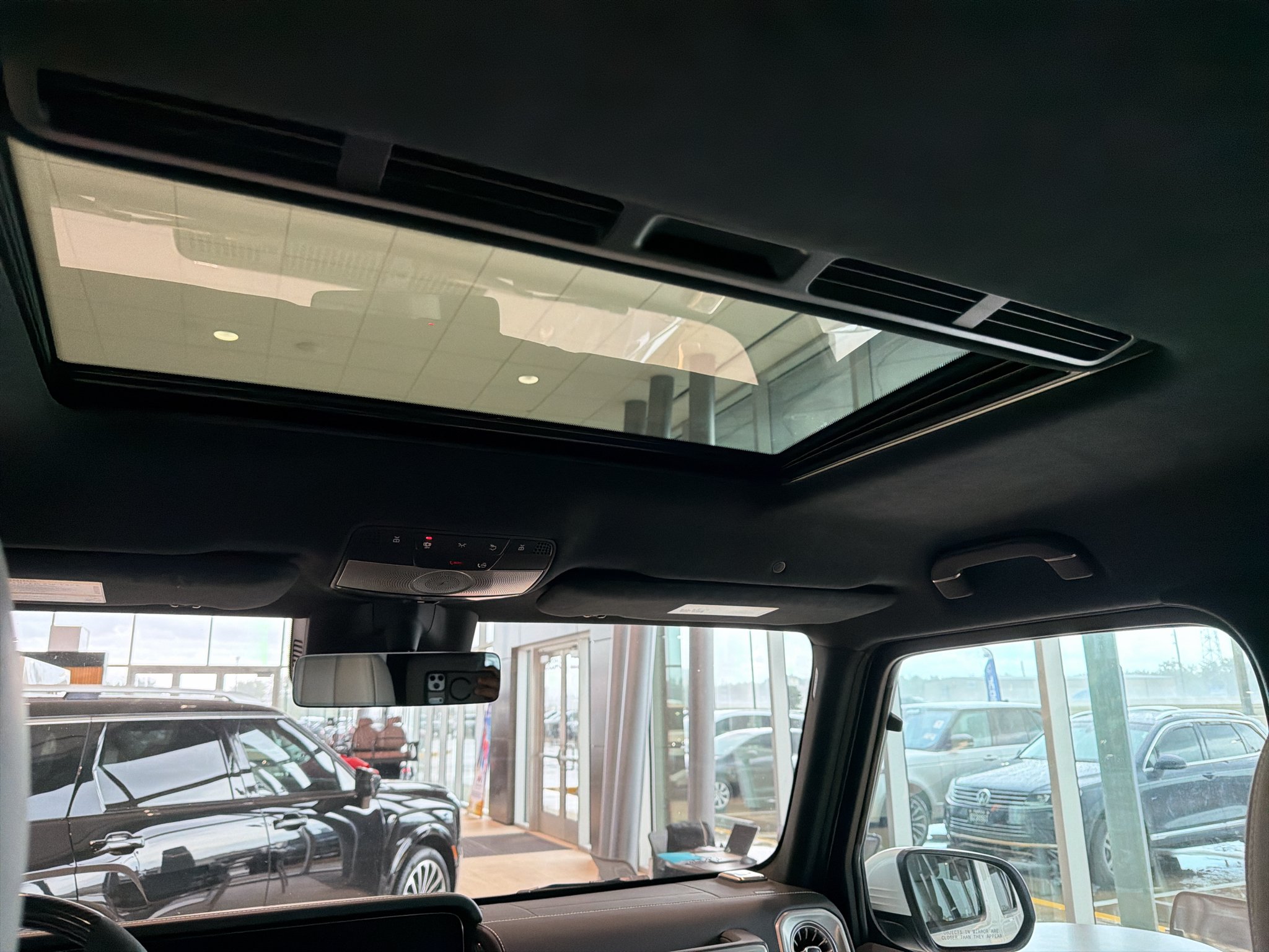Used 2022 White Mercedes-Benz G63 AMG® image 23