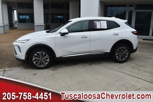Used 2024 Summit White Buick Preferred image 5