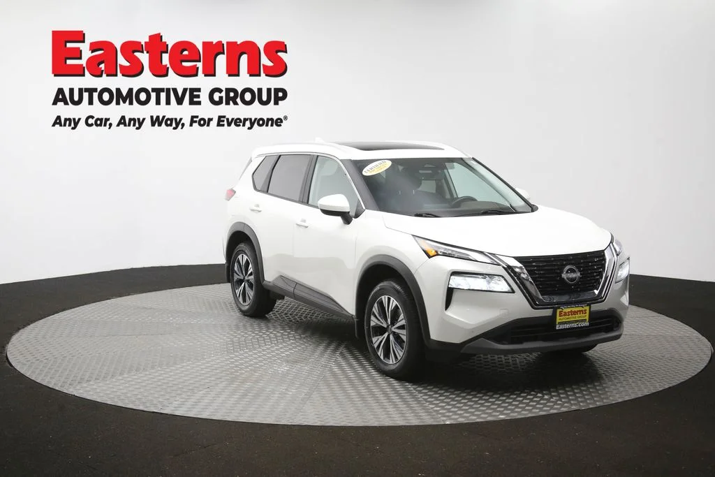 Used 2023 White Nissan SV image 52
