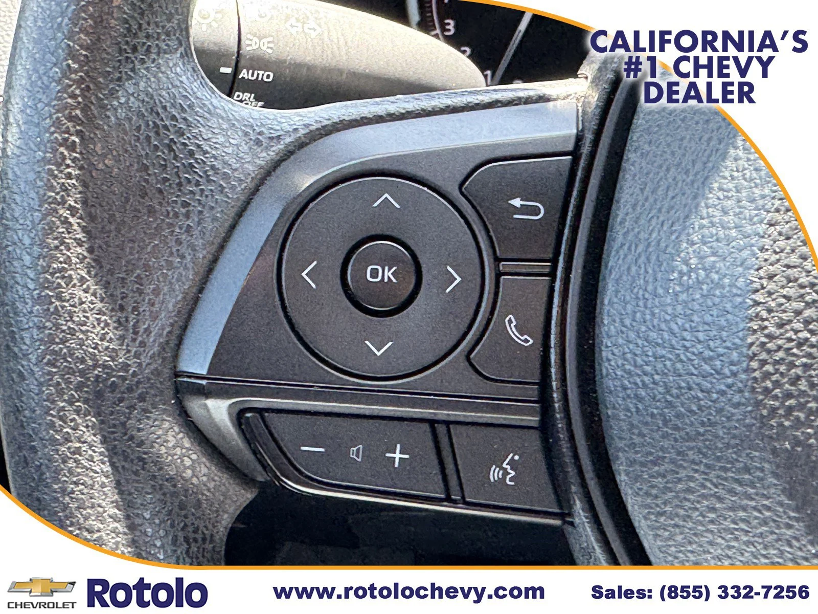 Used 2024 MAGNETIC GRAY MET Toyota XLE image 22