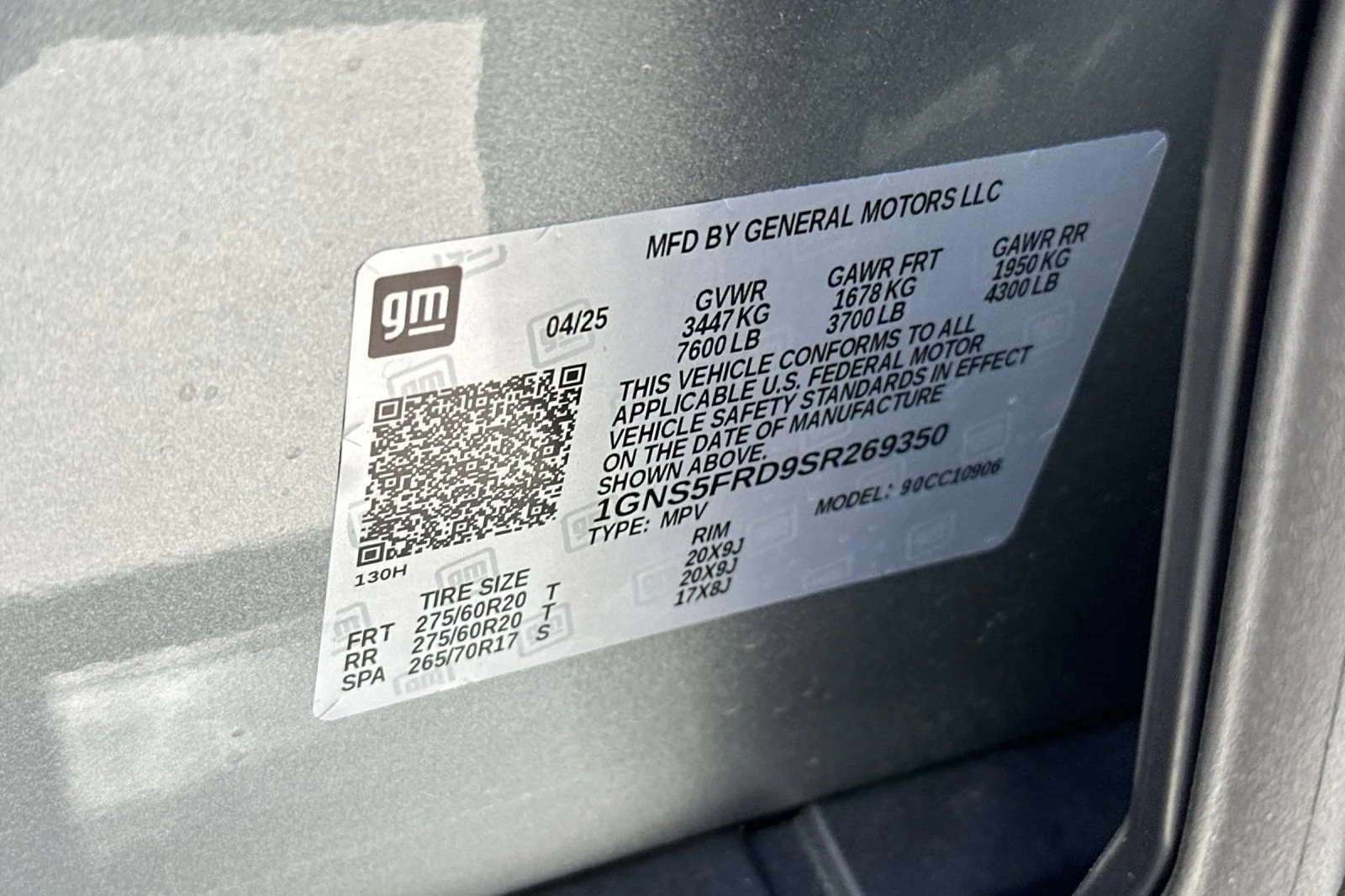 New 2025 Sterling Gray Metallic Chevrolet Premier image 30